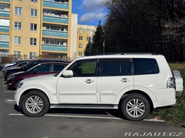Mitsubishi Pajero 3,2 ( 147 kW) 2014
