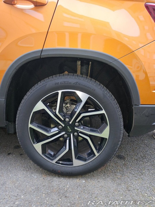 Škoda Karoq 1,5 TSi r.v. 8./24 2024