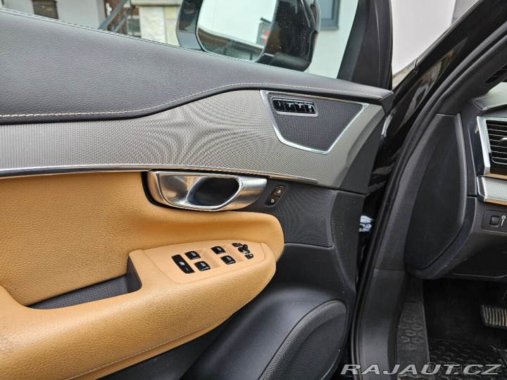 Volvo XC90 2019