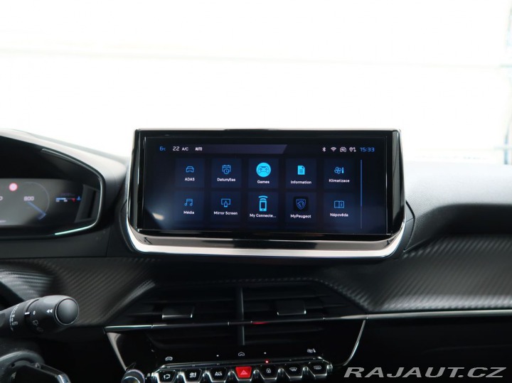 Peugeot 2008 1.2PureTech,96kW,ALLURE,A 1800