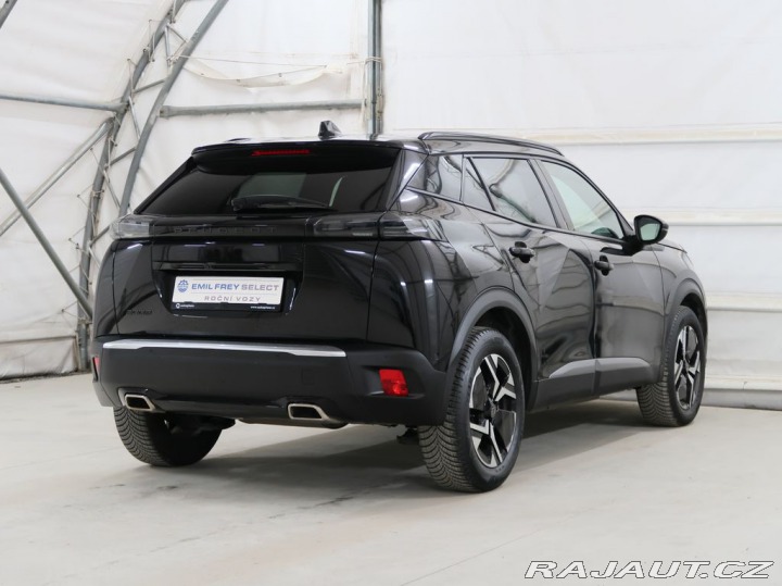 Peugeot 2008 1.2PureTech,96kW,ALLURE,A 1800