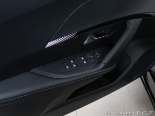 Peugeot 2008 1.2PureTech,96kW,ALLURE,A 1800