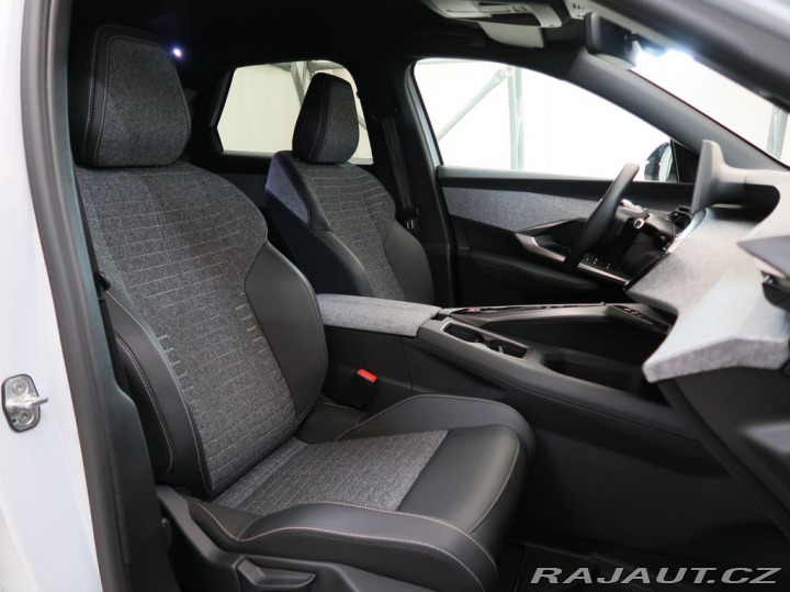 Peugeot 3008 1.2HYBRID,CZ,1Maj,ALLURE, 1800