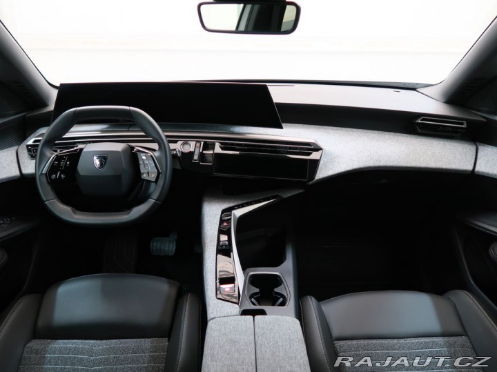 Peugeot 3008 1.2HYBRID,CZ,1Maj,ALLURE, 1800