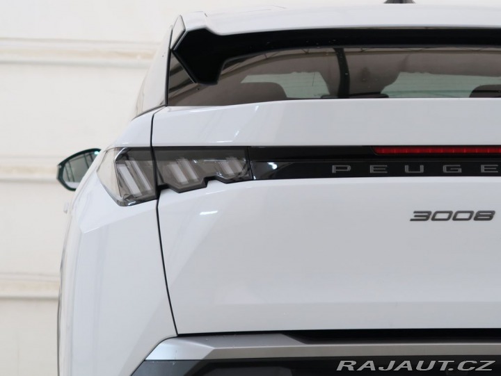 Peugeot 3008 1.2HYBRID,CZ,1Maj,ALLURE, 1800