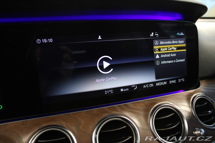 Mercedes-Benz E 200d DIS+ / 360° / NezTop 2020