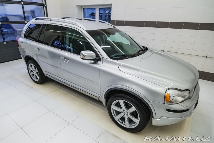 Volvo XC90 D5 147kW AWD R-design 7mí 2012