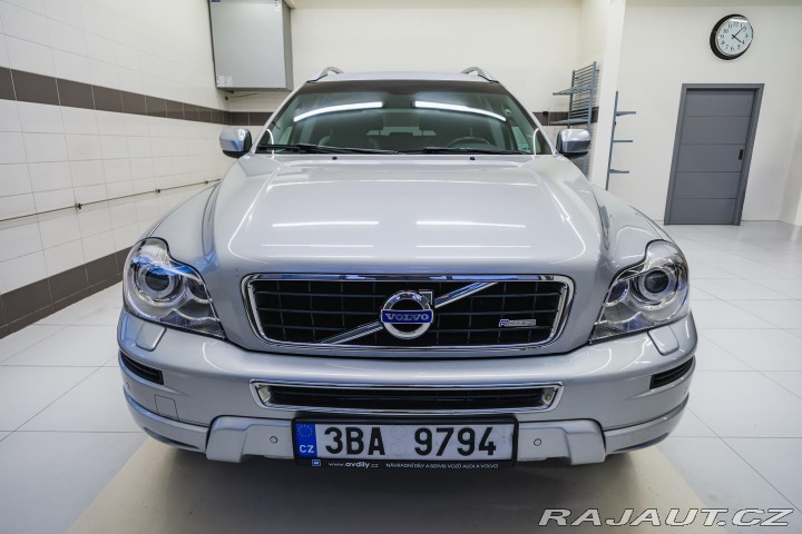 Volvo XC90 D5 147kW AWD R-design 7mí 2012
