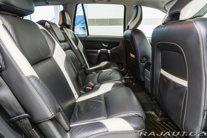 Volvo XC90 D5 147kW AWD R-design 7mí 2012