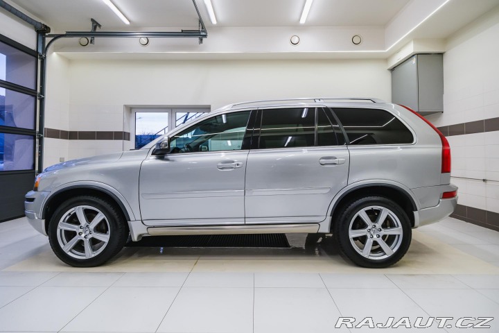 Volvo XC90 D5 147kW AWD R-design 7mí 2012