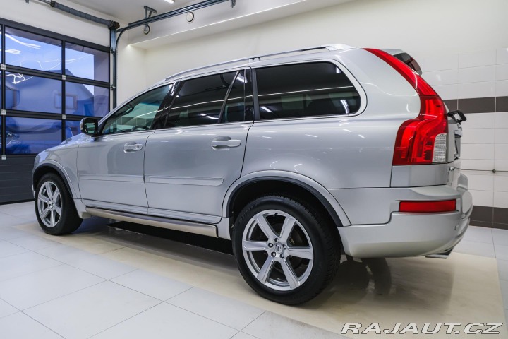 Volvo XC90 D5 147kW AWD R-design 7mí 2012