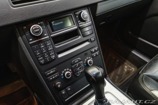 Volvo XC90 D5 147kW AWD R-design 7mí 2012