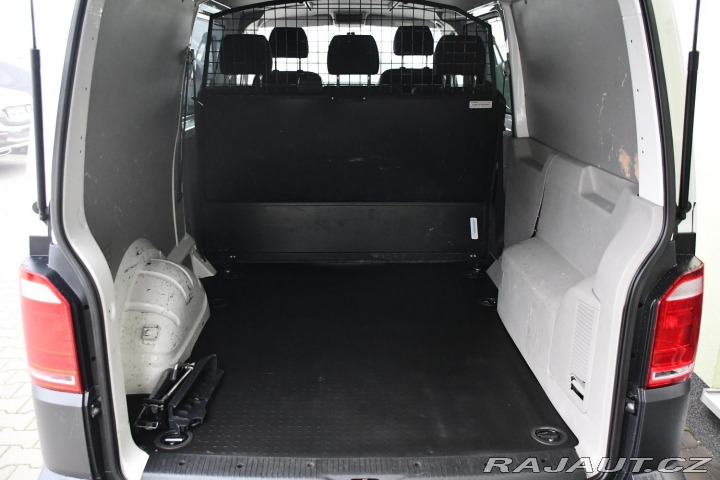Volkswagen Transporter 2.0TDI 4MOTION TAŽNÉ ČR 2018