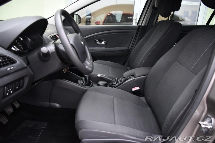 Renault Fluence 1.6 2011