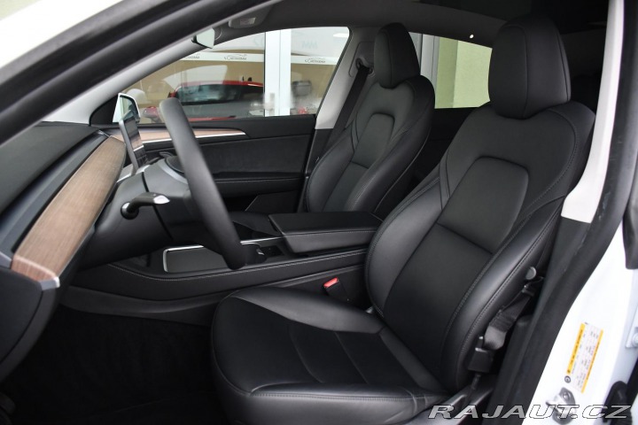 Tesla Model Y STANDARD RANGE 1M SoH 96% 2023