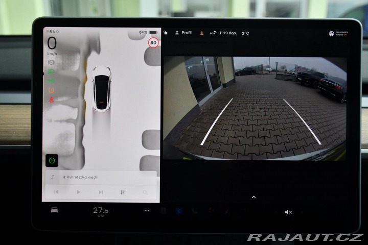 Tesla Model Y STANDARD RANGE 1M SoH 96% 2023