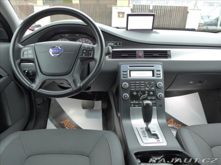 Volvo XC70 2,4 D 4X4, PLNÝ SERVIS 2011