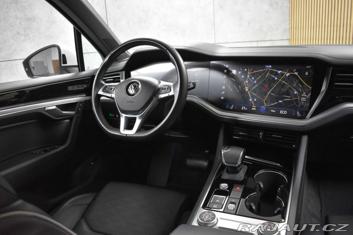 Volkswagen Touareg 3.0 TDI*REZERVACE* 2019