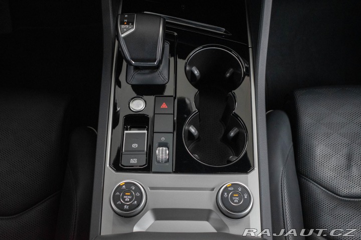 Volkswagen Touareg 3.0 TDI TAŽNÉ*AIR*DPH*ČR 2019