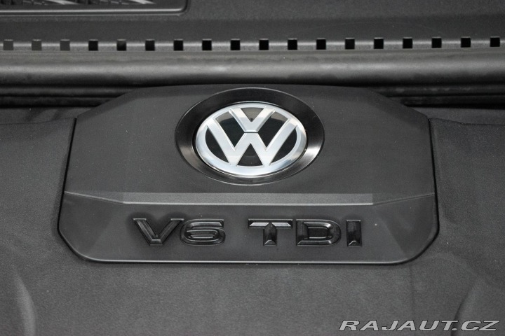 Volkswagen Touareg 3.0 TDI*REZERVACE* 2019