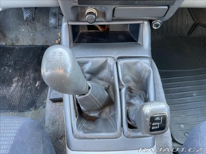 Mitsubishi Pajero 2,5 TD 85kw 4x4 Tažné Eko 2002