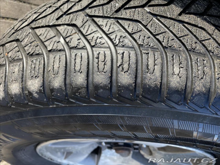 Mitsubishi Pajero Sport 2,5 TD 85kw 4x4 Taž 2002