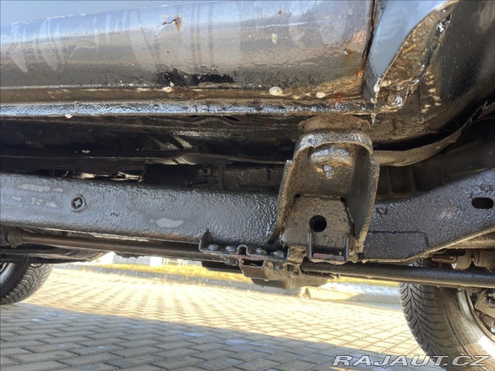 Mitsubishi Pajero 2,5 TD 85kw 4x4 Tažné Eko 2002