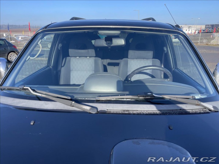 Mitsubishi Pajero 2,5 TD 85kw 4x4 Tažné Eko 2002