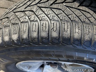 Mitsubishi Pajero 2,5 TD 85kw 4x4 Tažné Eko 2002