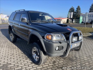 Mitsubishi Pajero 2,5 TD 85kw 4x4 Tažné Eko 2002
