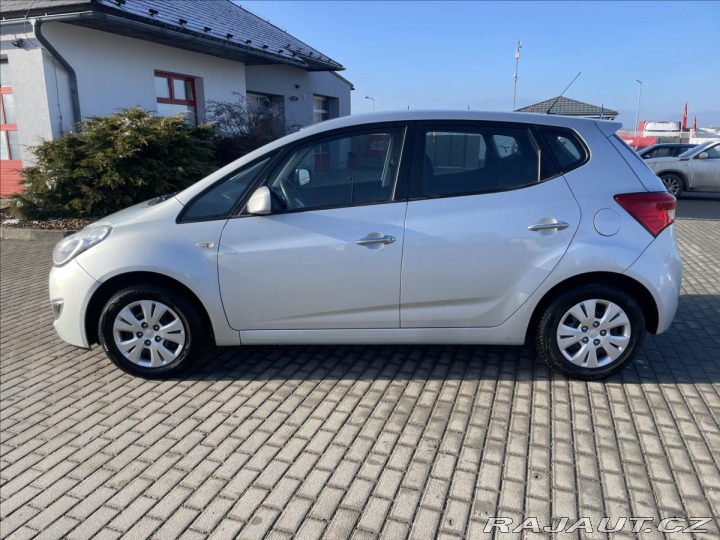 Hyundai ix20 1,4 i 66kw Klima, ESP, po 2011