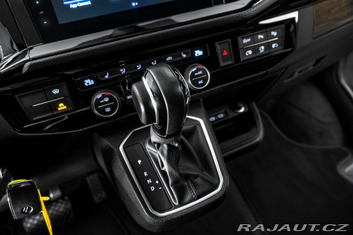 Volkswagen Multivan Highline 4motion DSG, DCC 2021