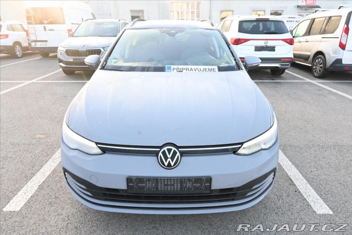Volkswagen Golf 1,5 eTSI 96 kW DSG Life B 2023