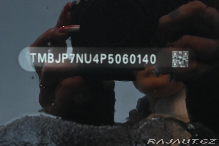 Škoda Karoq 1,0 TSI 81 kW Business VŮ 2023