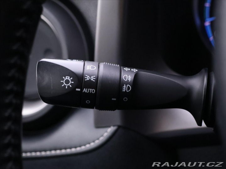 Toyota RAV4 2,5 Hybrid 114kW e-CVT 4W 2018