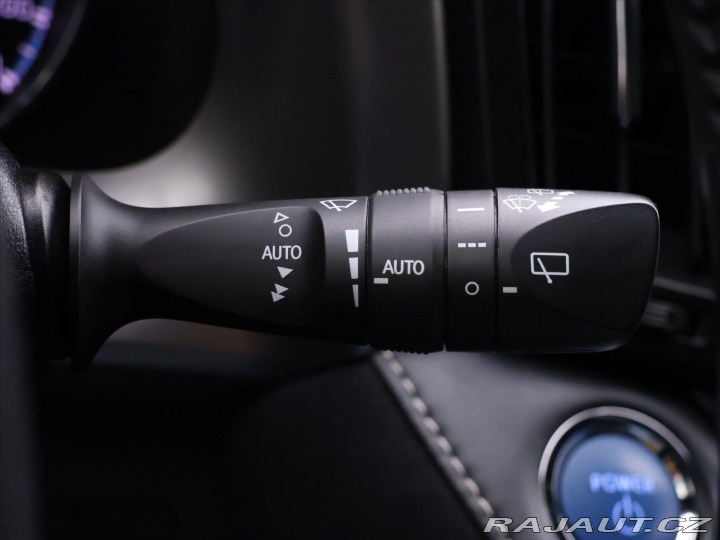 Toyota RAV4 2,5 Hybrid 114kW e-CVT 4W 2018