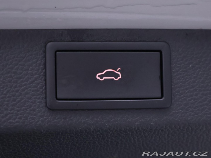 Škoda Karoq 2,0 TDI DSG Style Matrix 2023