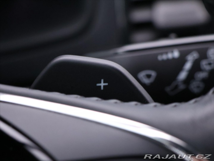 Škoda Karoq 2,0 TDI DSG Style Matrix 2023