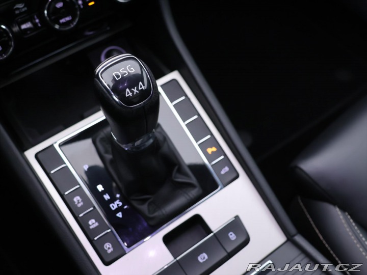 Škoda Superb 2,0 TSI 200kW DSG 4x4 L&a 2020