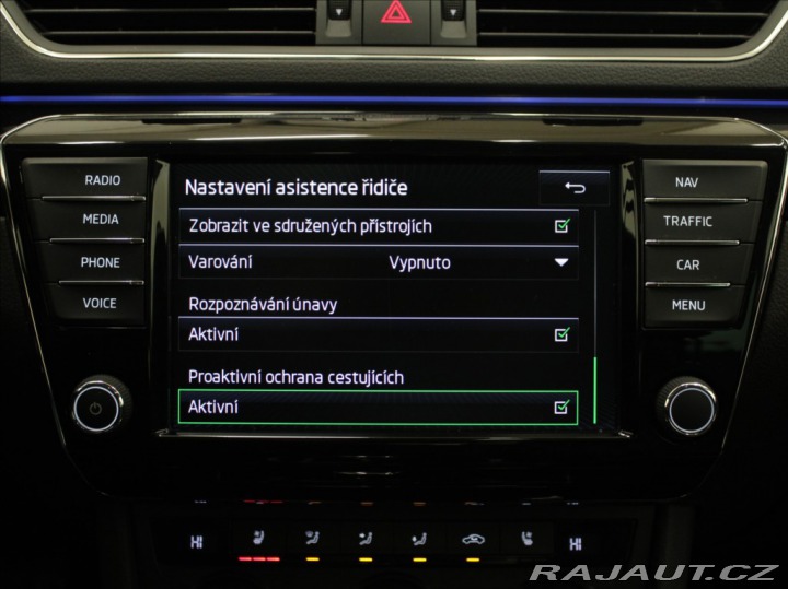 Škoda Superb 2,0 TDi 140kW L&K 1.m 2015