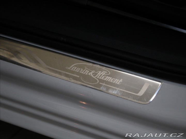 Škoda Superb 2,0 TDi 140kW L&K 1.m 2015