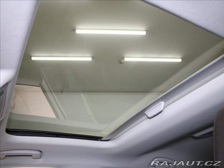 Škoda Superb 2,0 TDi 140kW L&K 1.m 2015