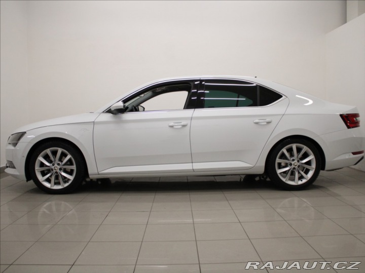Škoda Superb 2,0 TDi 140kW L&K 1.m 2015