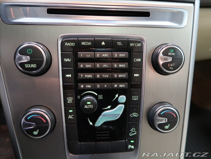 Volvo XC60 2,4 D5 AWD AUT 2011