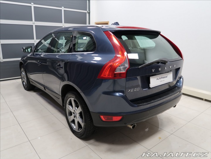 Volvo XC60 2,4 D5 AWD AUT 2011