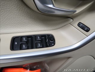 Volvo XC60 2,4 D5 AWD AUT 2011