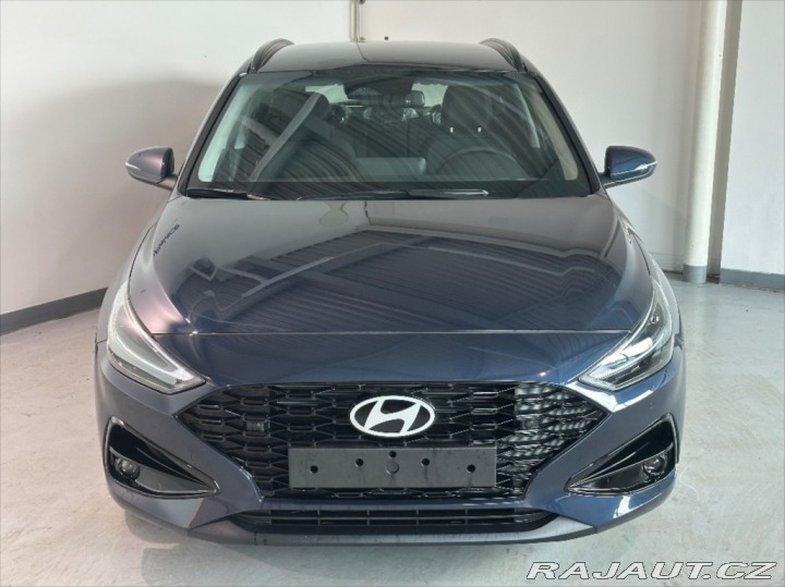 Hyundai i30 1,5 DPi INDIVIDUAL !AKČNÍ 2025