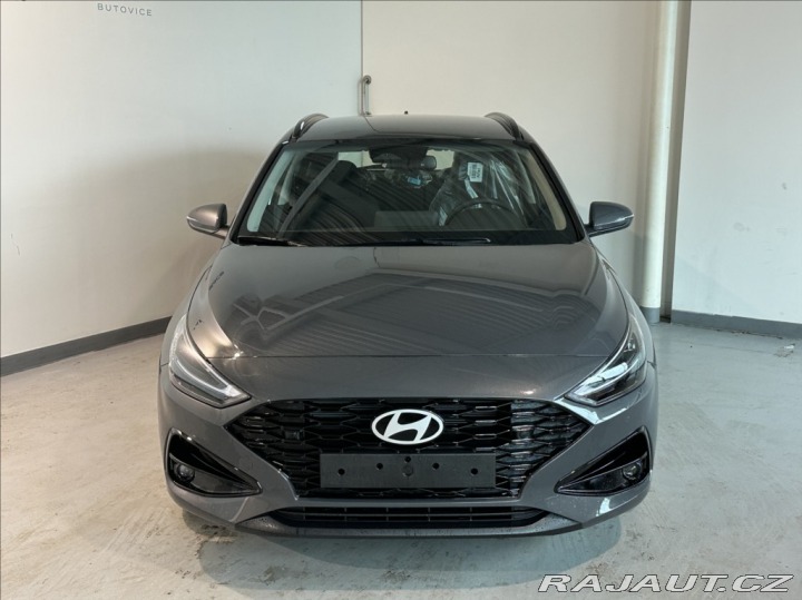 Hyundai i30 1,5 DPi INDIVIDUAL !AKČNÍ 2025