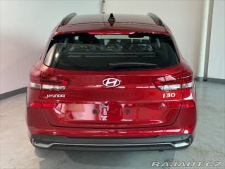 Hyundai i30 1,5 DPi INDIVIDUAL !AKČNÍ 2025