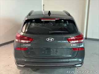 Hyundai i30 1,5 DPi INDIVIDUAL !AKČNÍ 2025